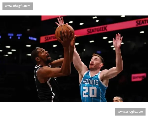 篮网湖人巅峰对决群星闪耀东西豪强强强碰撞夜赛场引爆全城热潮球迷狂欢