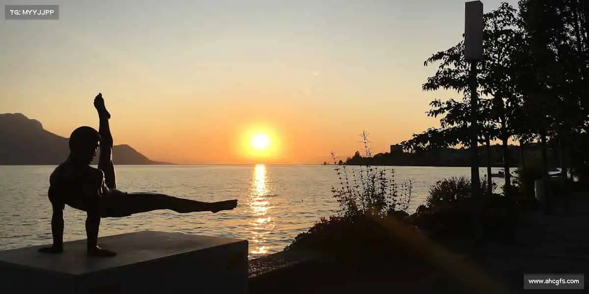 <strong>UED</strong>每一次挥拍、奔跑，都是对自己的承诺！🎾